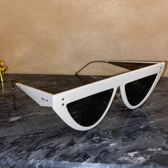 FENDI DeFender White Sunglasses - Picture 1 of 8